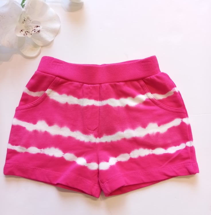 παιδικό σορτς tie dye φούξια για κοριτσάκια (1)