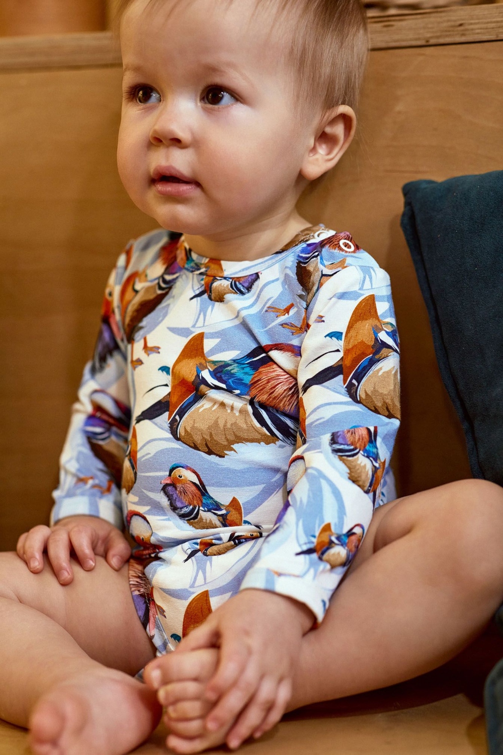 βρεφικό μακρυμάνικο φορμάκι από ρογανικό βαμβάκι με πάπιες Hey Popinjay (2)
