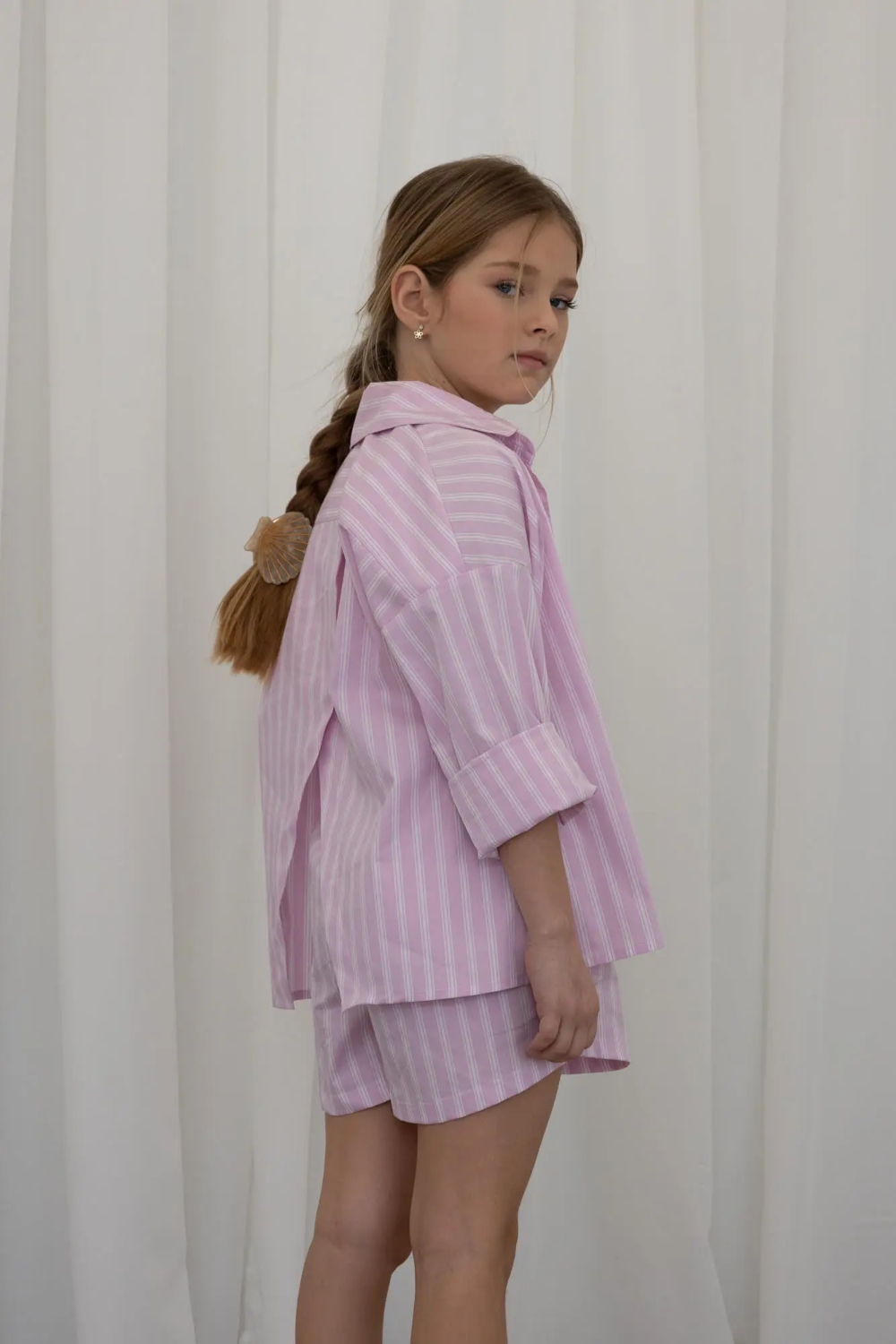 alice fashion σετ παιδικο πουκαμισο ριγε με σορτς και τοπακι λευκο (3)