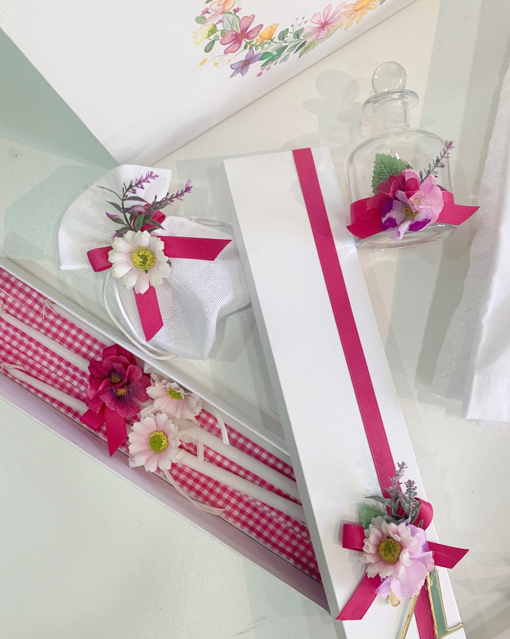 βαπτιστικό πακέτο boho flowers με λαδοσετ και λαδικό στολισμένα