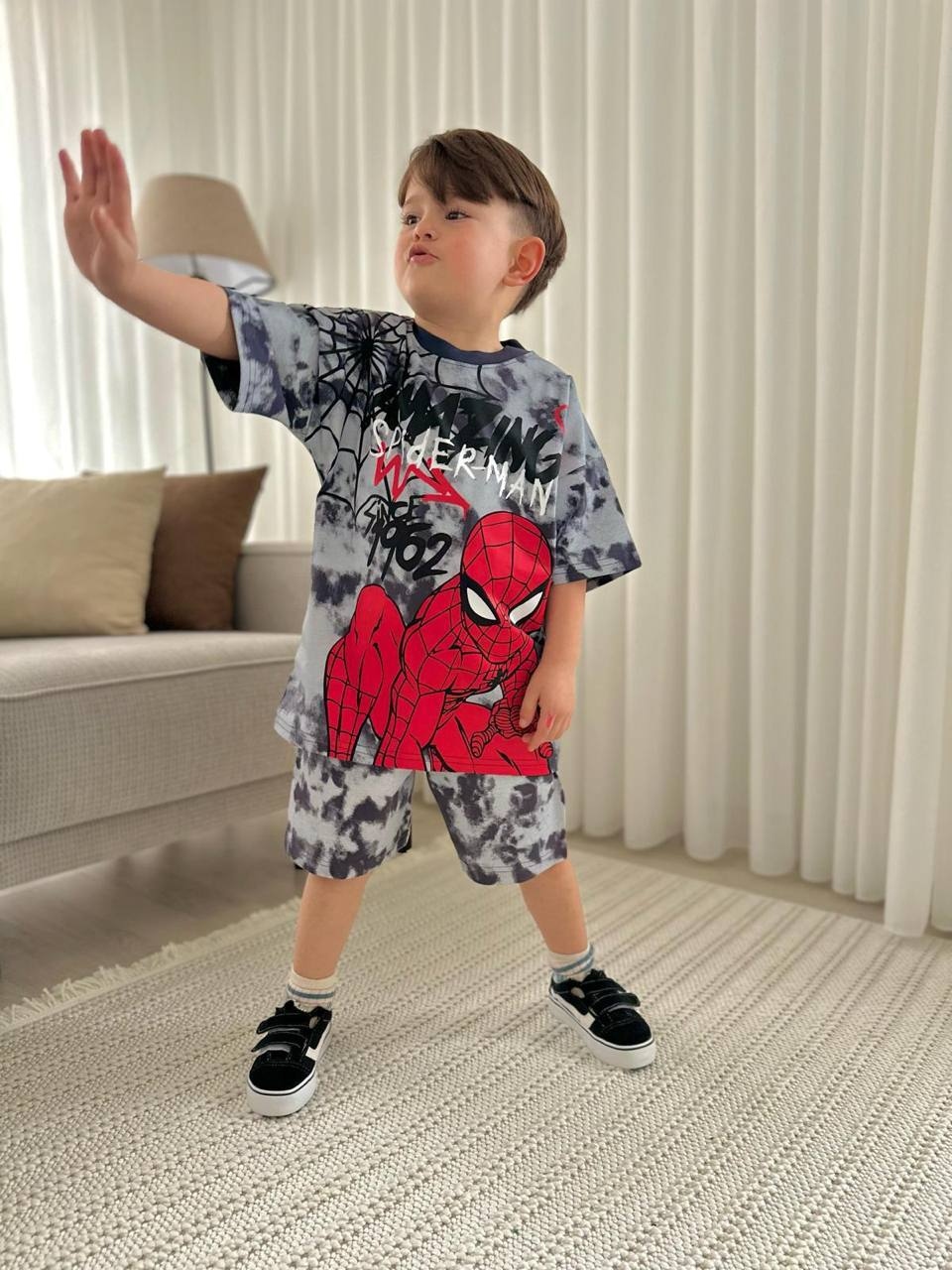 παιδικο σετ με τον spiderman κοντομανικο με βερμουδα (2)