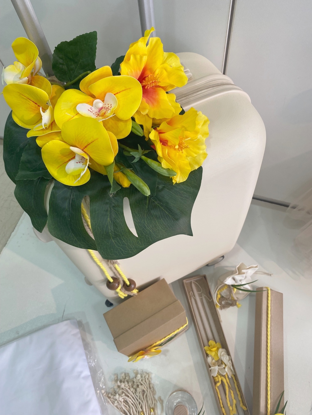 βαπτιστικό πακέτο με θεμα exotic flowers