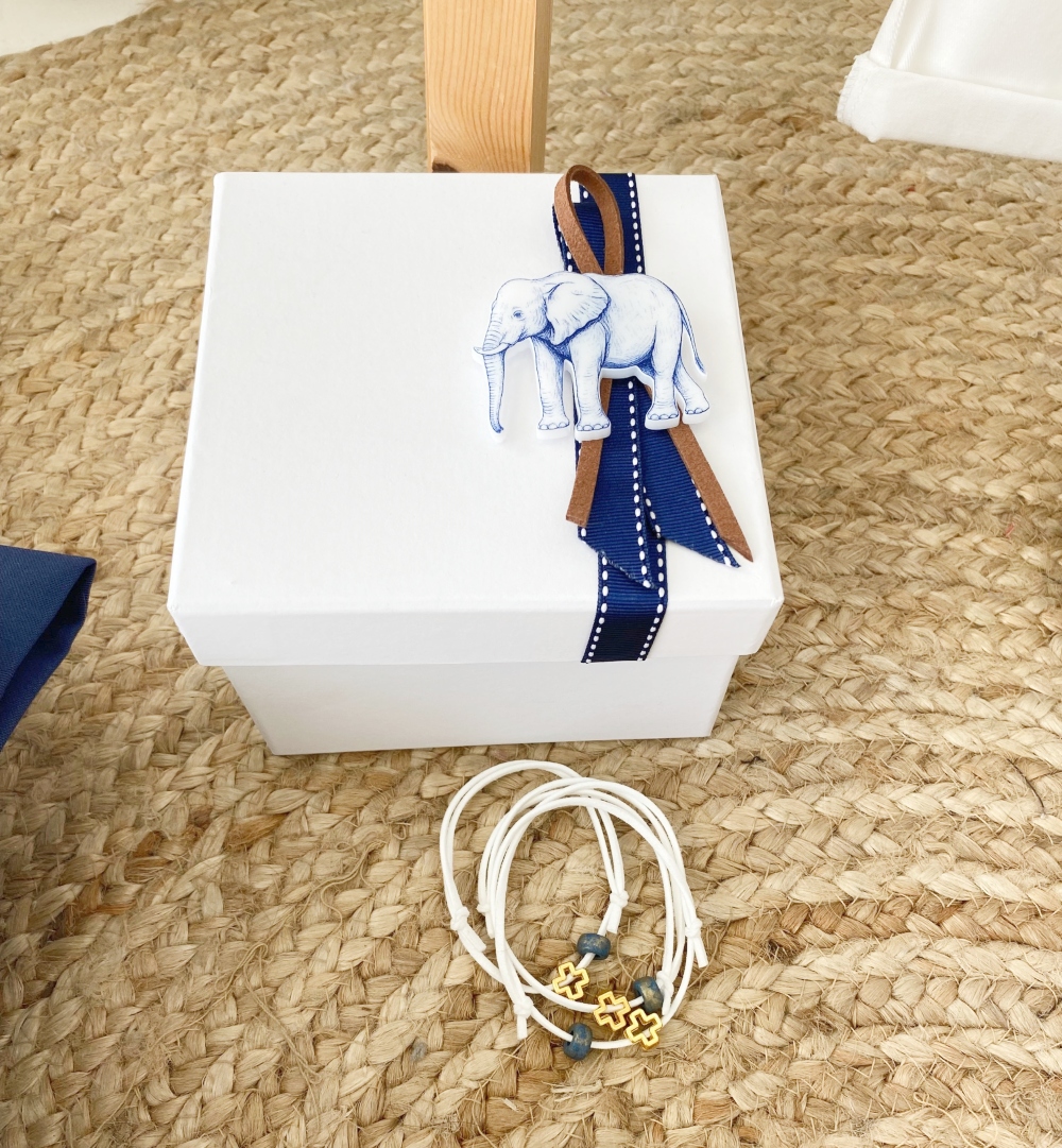μαρτυρικά baby dior blue